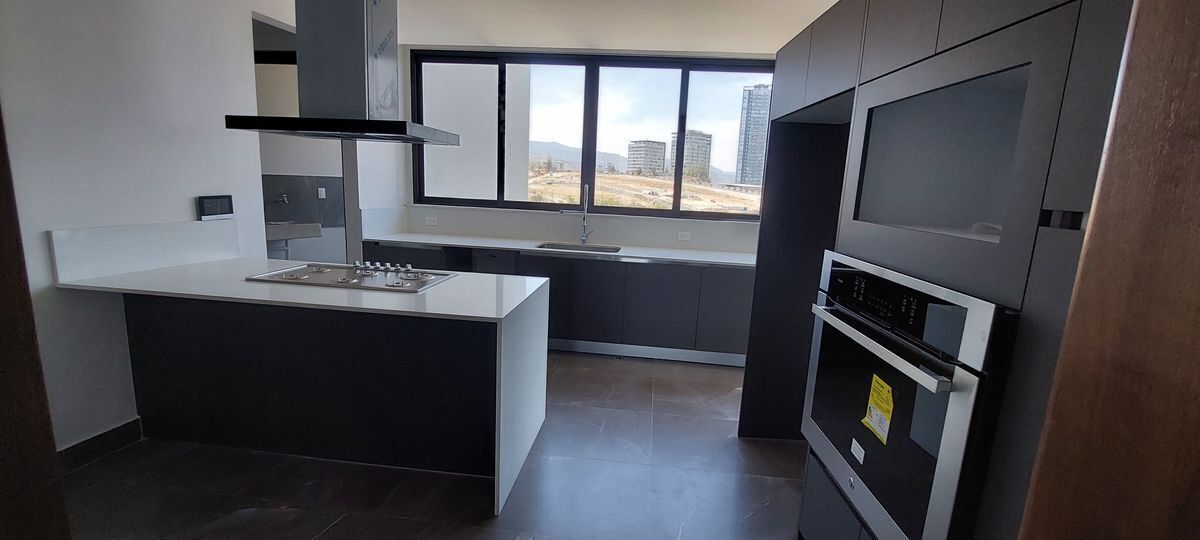 15, Cerrada Bugambilia, 001, Bosque Real, 52774 con 3 Recámaras, 3 Baños, 460 Metros Cuadrados y 4 Puestos de Estacionamiento 15, Cerrada Bugambilia, 001, Bosque Real, 52774 con 3 Recámaras, 3 Baños, 460 Metros Cuadrados y 4 Puestos de Estacionamiento